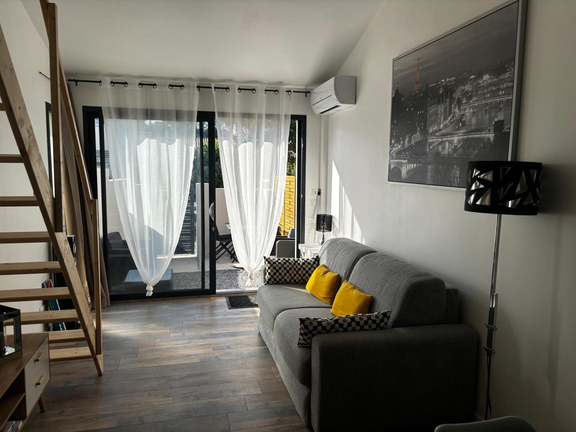 Logement Du Sud Avec Jacuzzi 桑米亥斯 外观 照片